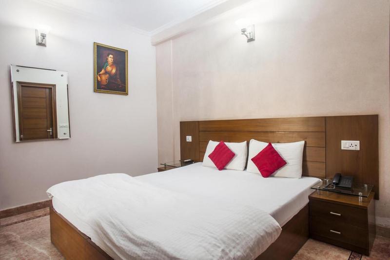 Indira International Inn Yeni Delhi Dış mekan fotoğraf